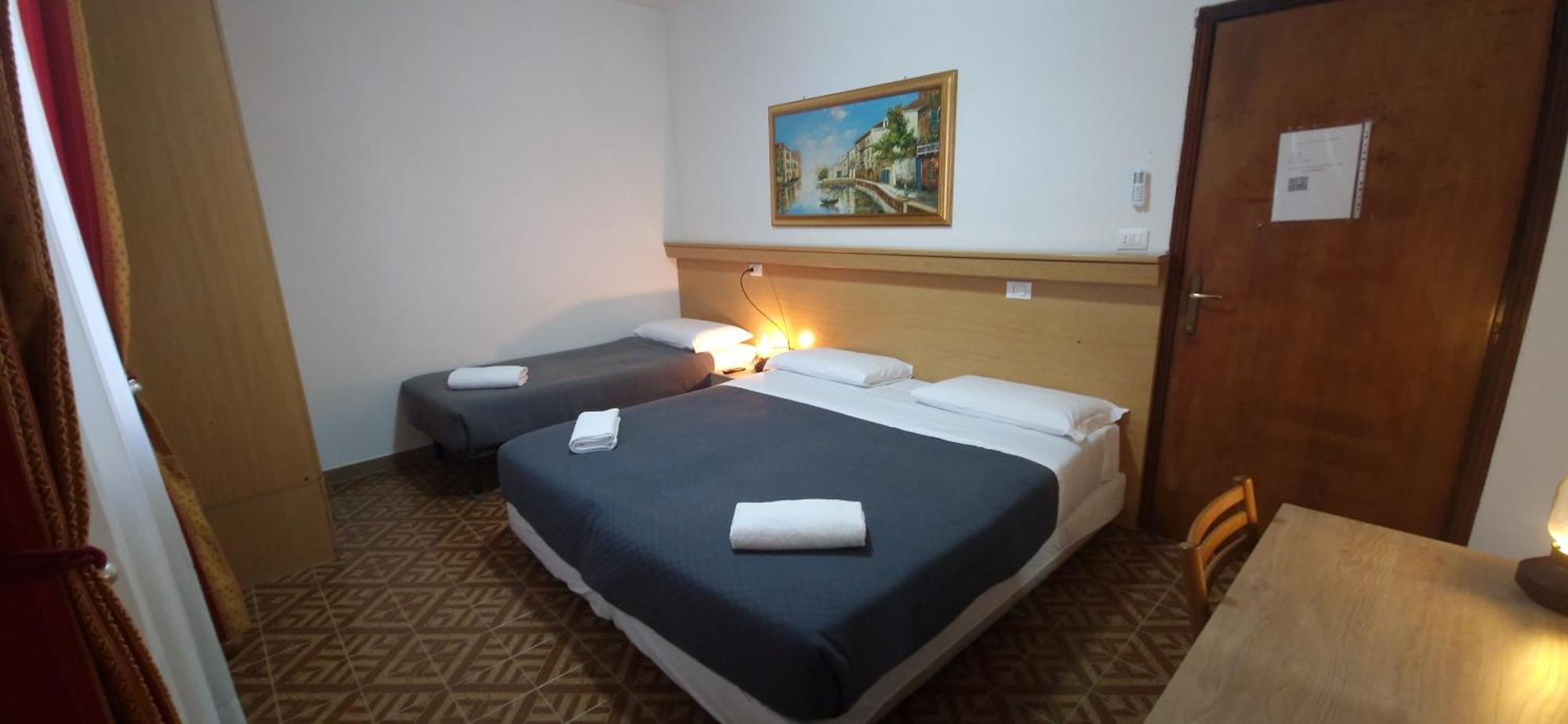 Hotel Tito Mestre Extérieur photo