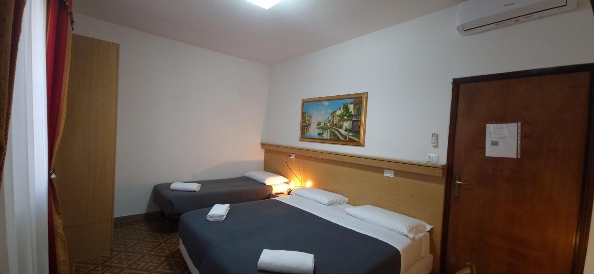 Hotel Tito Mestre Extérieur photo